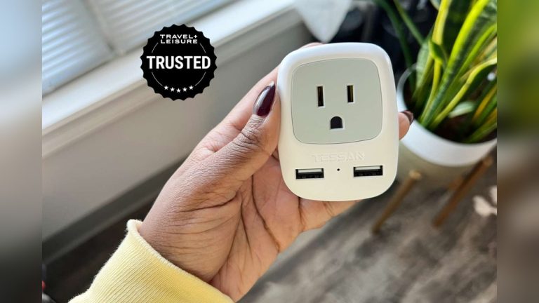 Best Travel Adapter for Uae